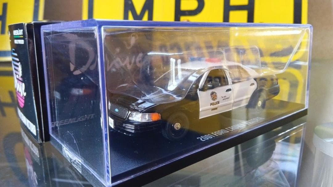 1/43 クラウンビクトリア P71 ポリスカー LAPD ロサンゼルス市警