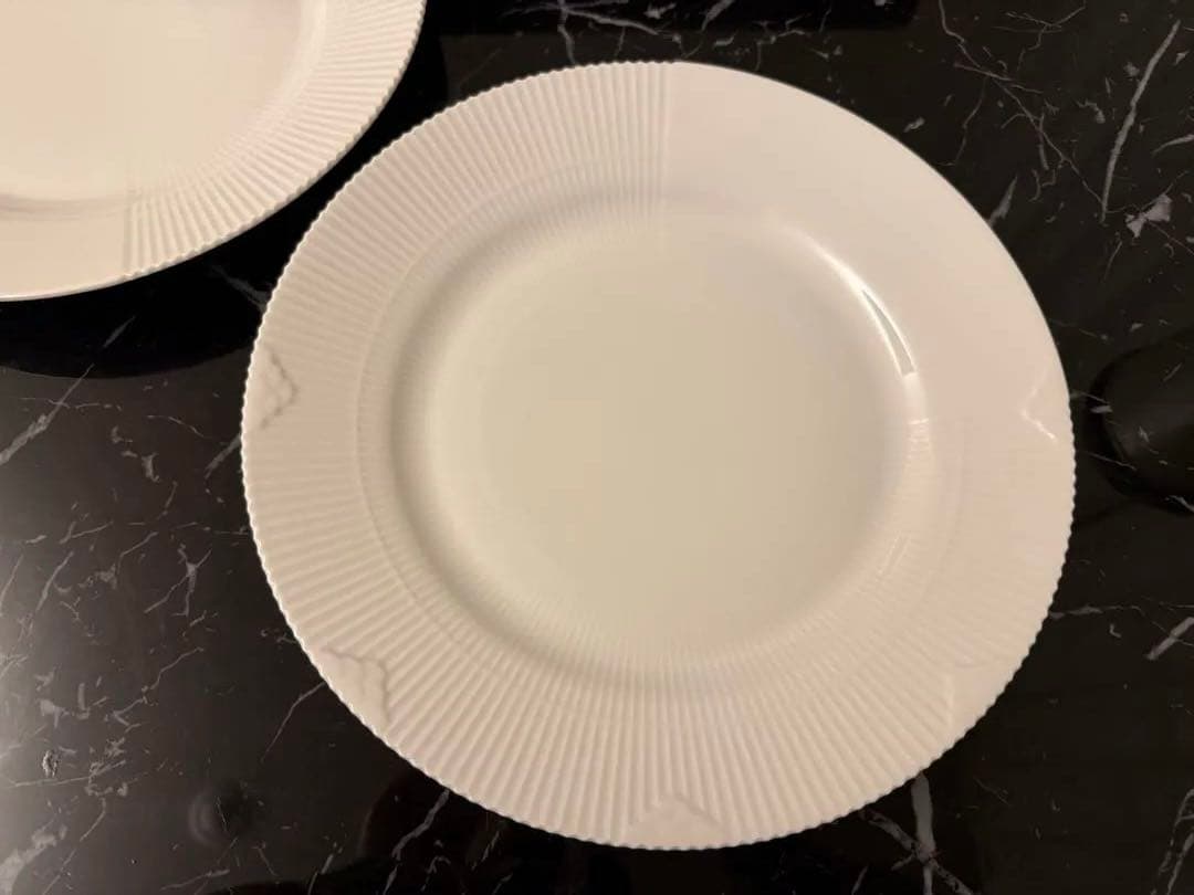 【新品未使用✨】ロイヤルコペンハーゲン　ホワイトエレメンツ28cm 食器 お皿