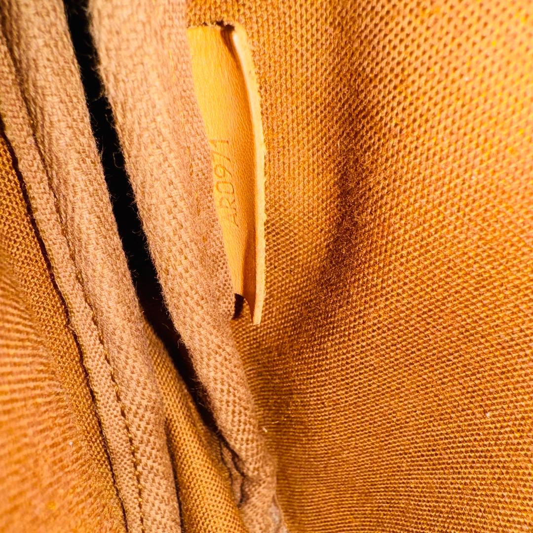 ✨ LOUIS VUITTON✨LV✨モノグラム✨ソミュール✨ショルダーバッグ✨