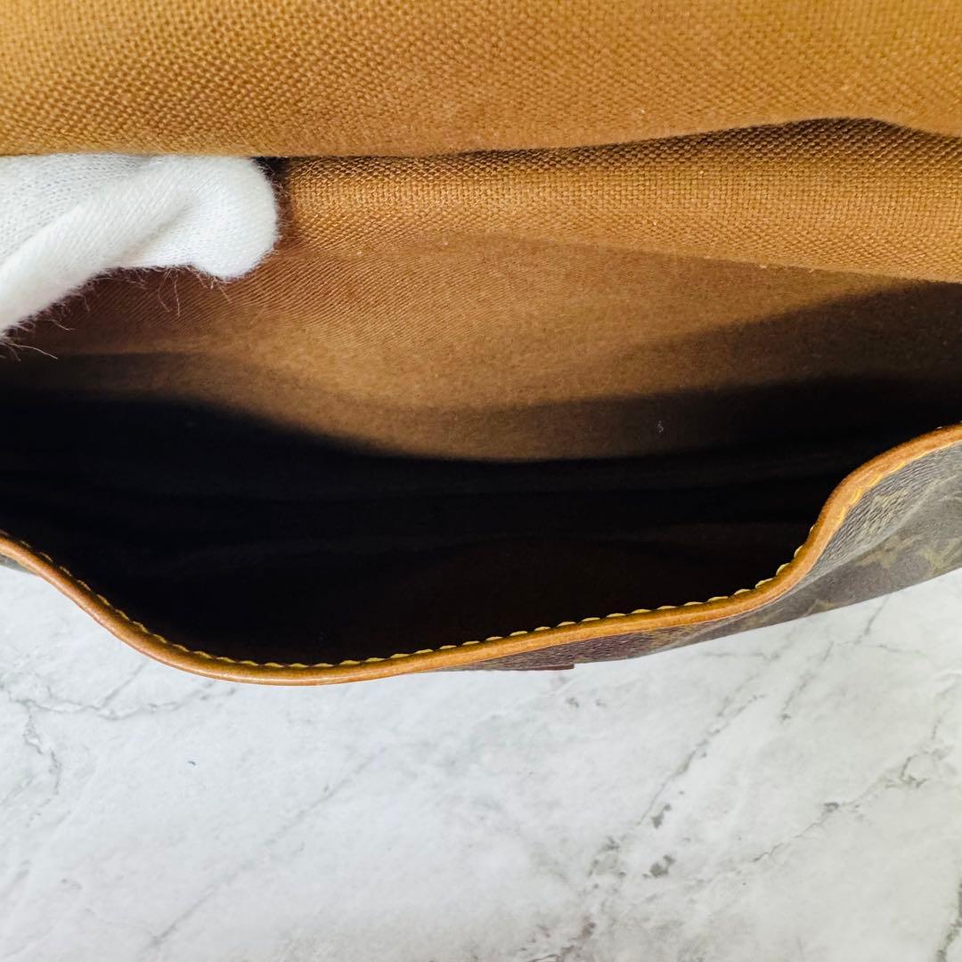 ✨ LOUIS VUITTON✨LV✨モノグラム✨ソミュール✨ショルダーバッグ✨