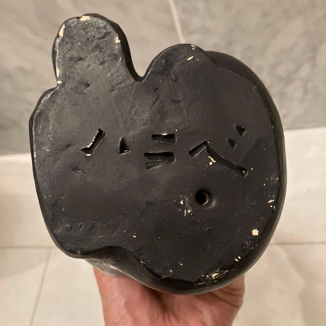 ビンテージ　ウインクをするユニークでキュートな招き猫ちゃん