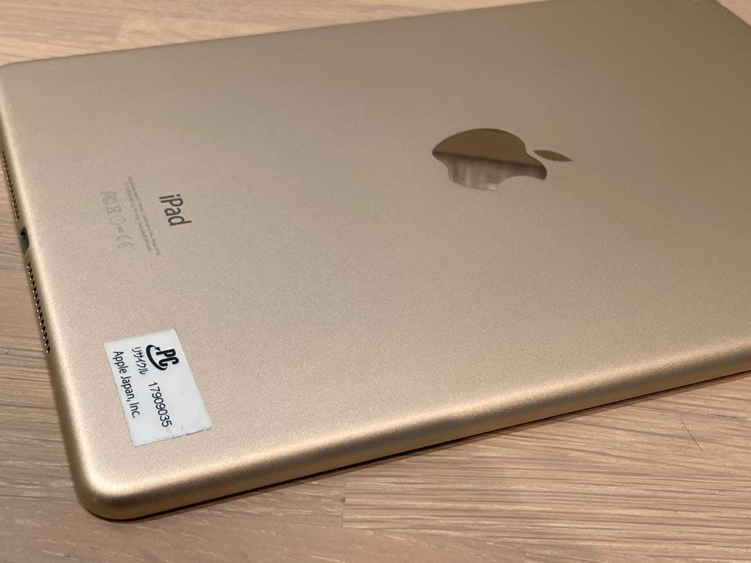 D*i様 iPad Air 2 64GB ゴールド Wi-Fiモデル