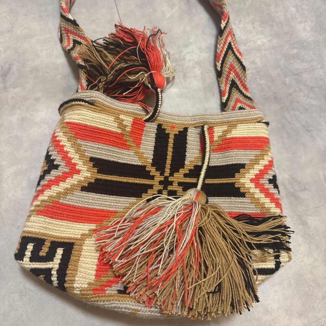 CHILA BAGS 幾何学模様ショルダーバッグ
