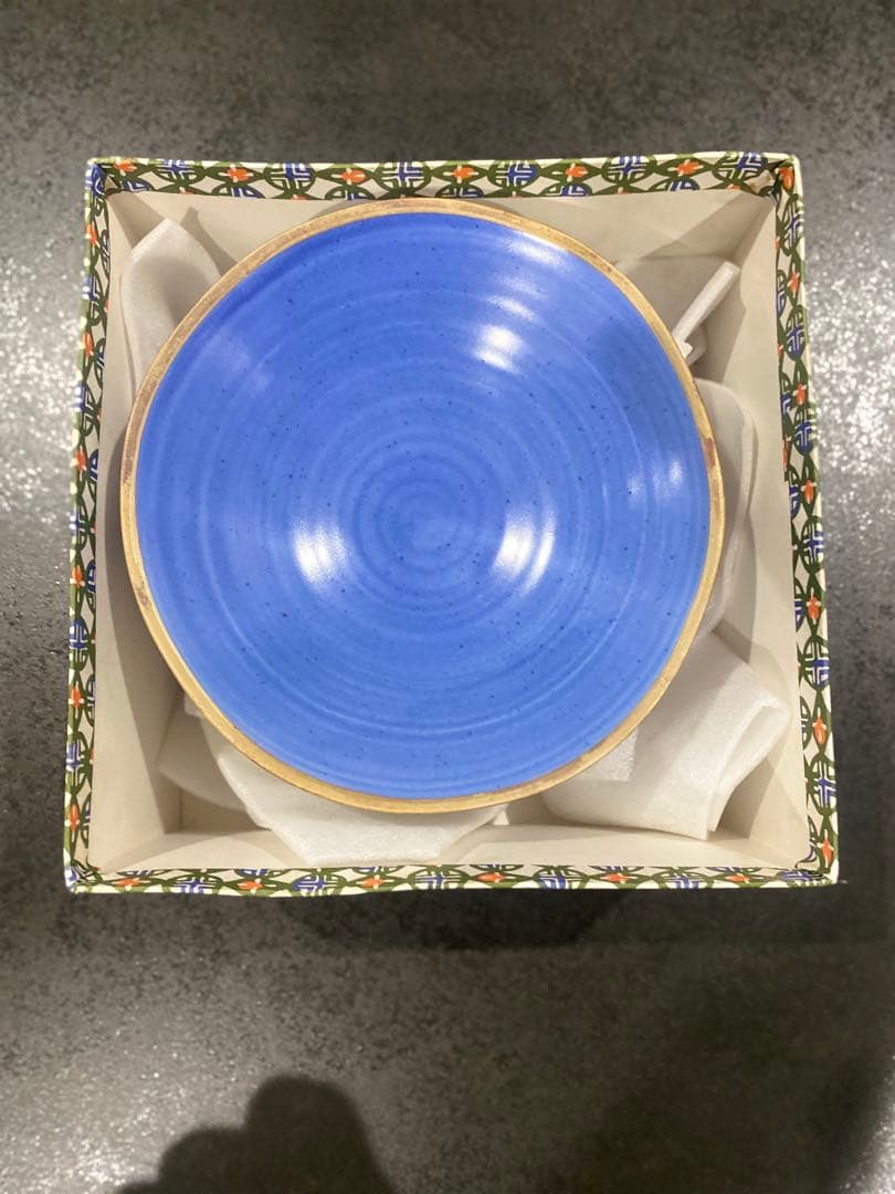 4枚セット 有田焼き 他 青い陶器の平皿 直径約20cm 専用箱付き 年代物