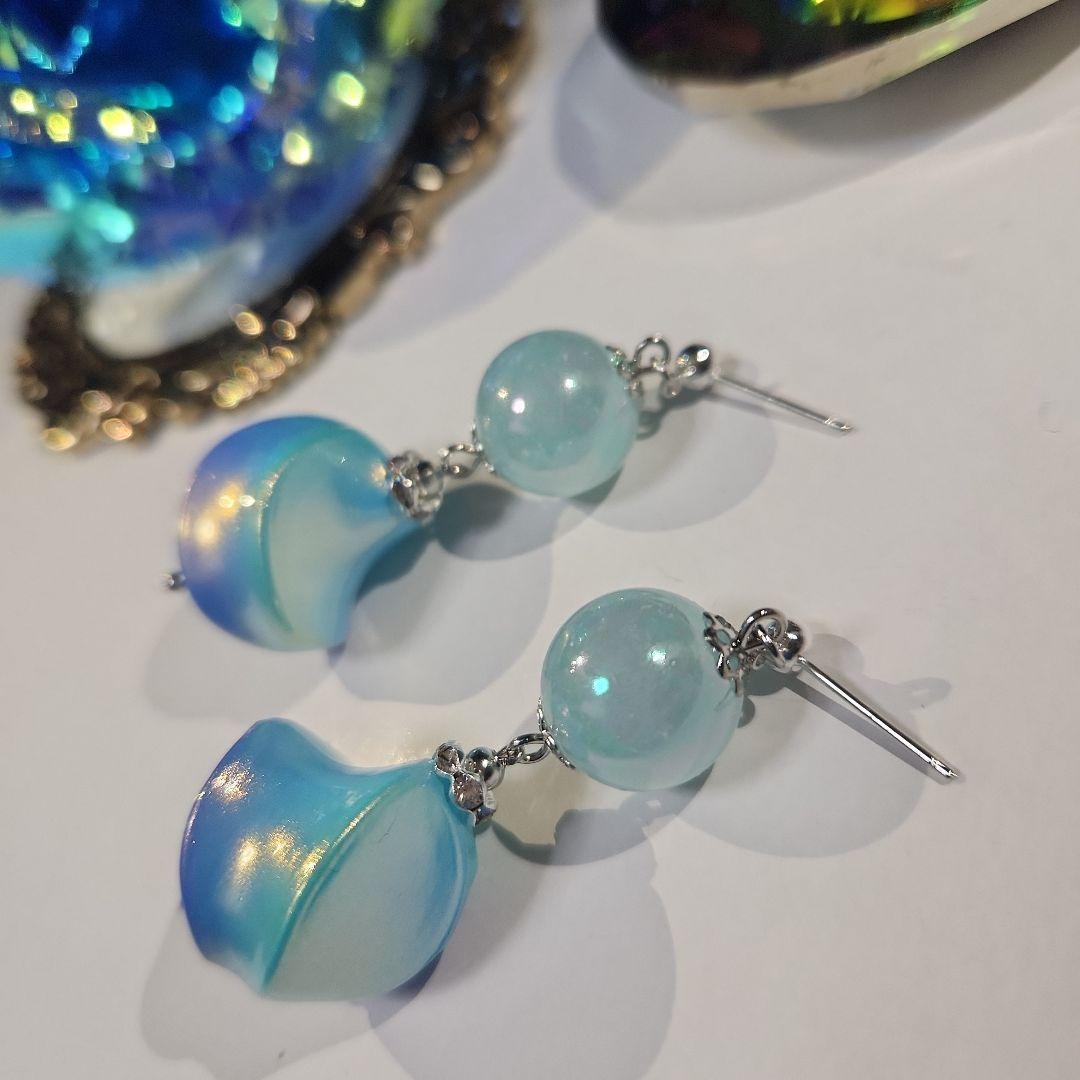 ハンドメイドピアス3285