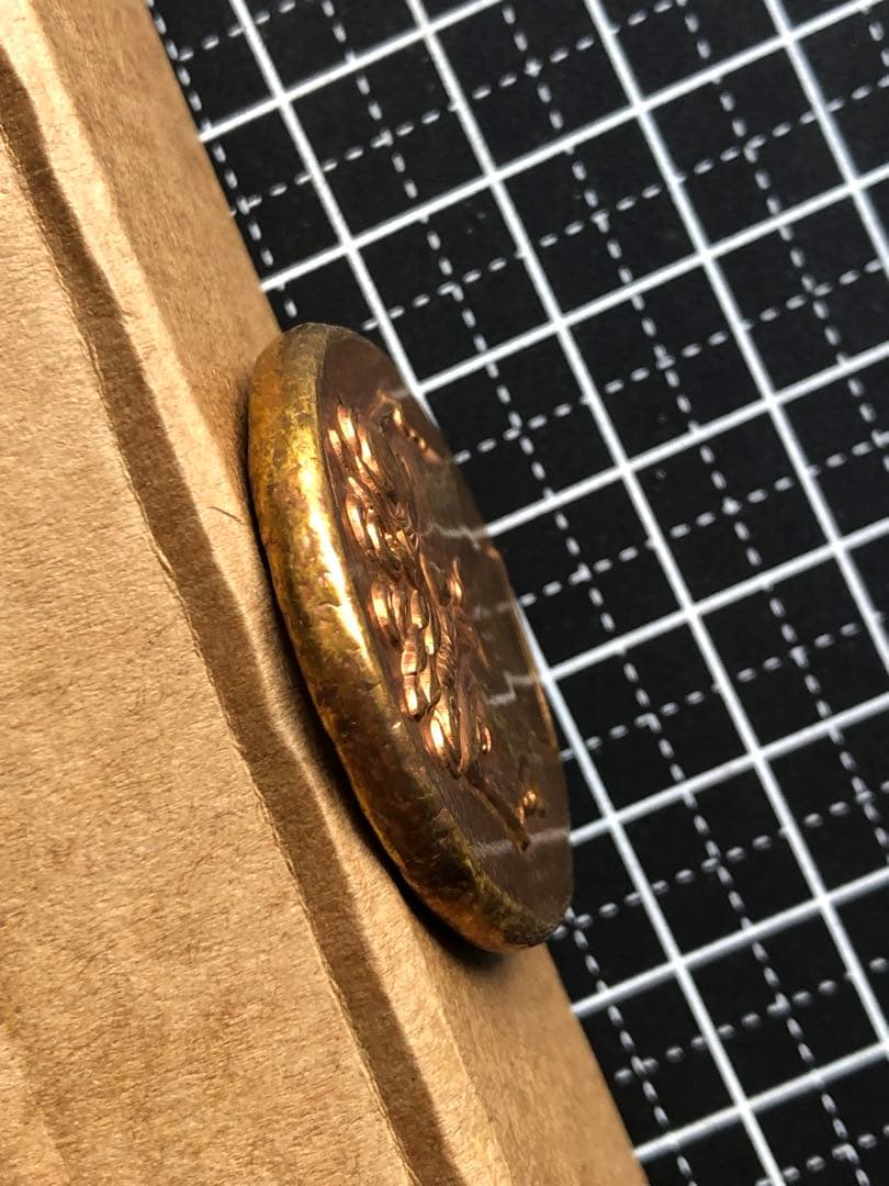 N2504【ギリシャ】金色　硬貨　古銭　　メダル