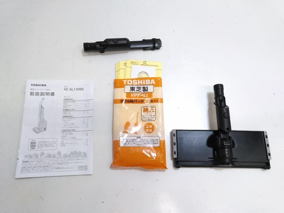 25年製 東芝 ダストステーション搭載コードレス掃除機 VC-SL130DS ♪