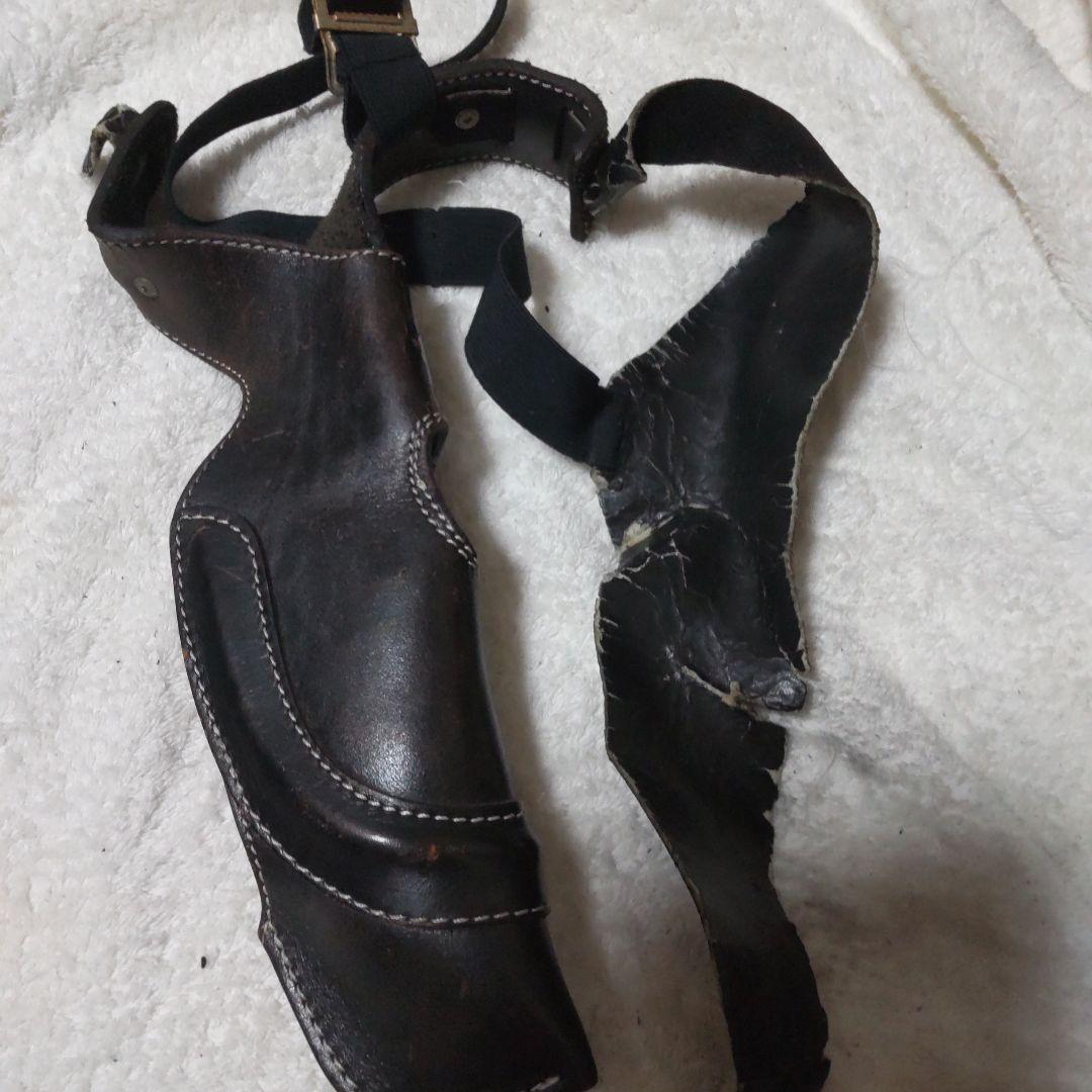 舘ひろし初期撮影あぶない刑事ホルスター展示用