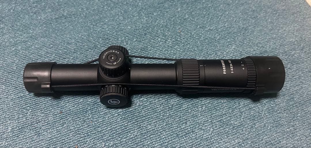 ベクターオプティクス Forester 1-5X24 Gen II マウント付き