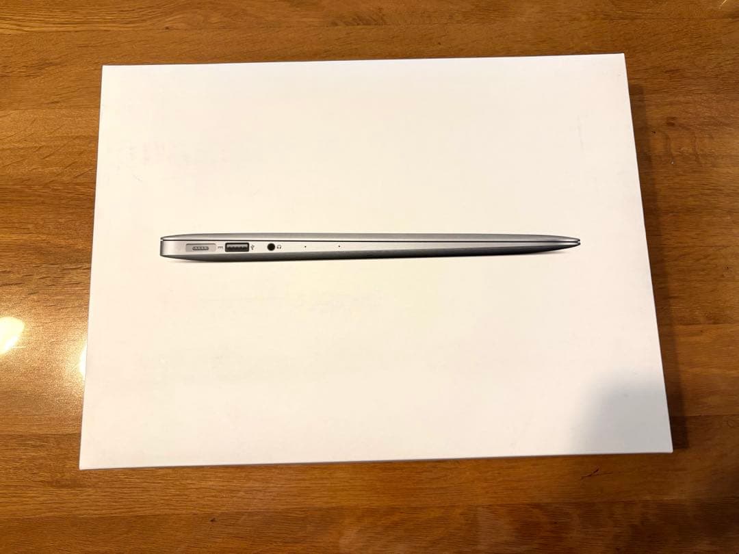 2017 MacBook Air13インチ i5 8GB 128GB