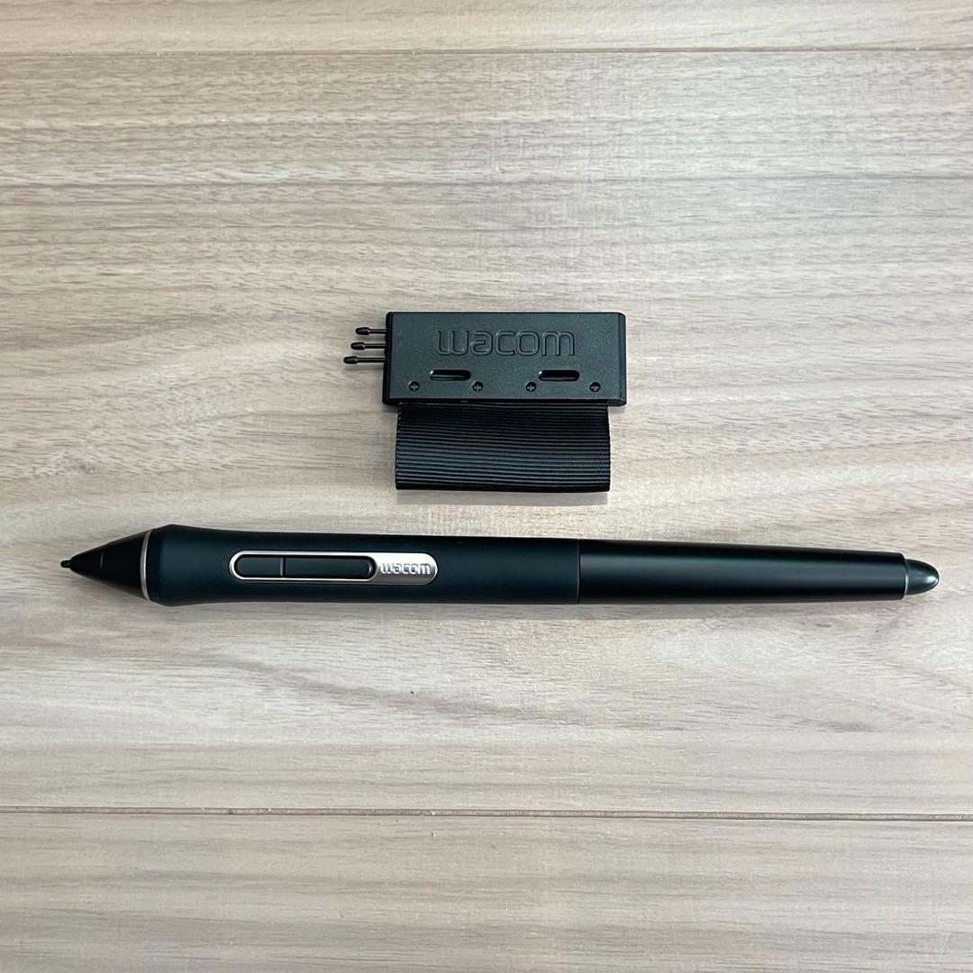 Wacom Cintiq 22 FHD DTK2260 ワコム　液タブ