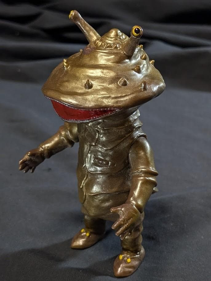 カネゴン「ウルトラQ」登場怪獣（ヤモマーク）ソフビフィギュア