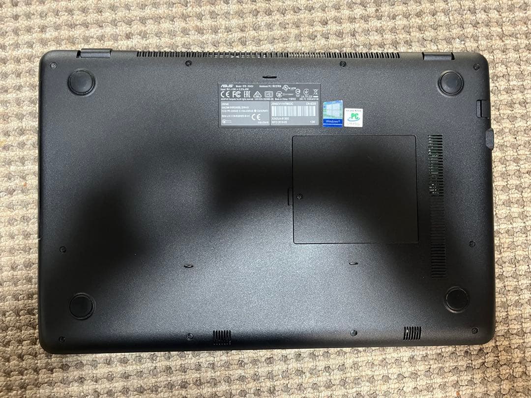 ASUS VivoBook X542U ノートパソコン　新品SSD 訳あり品