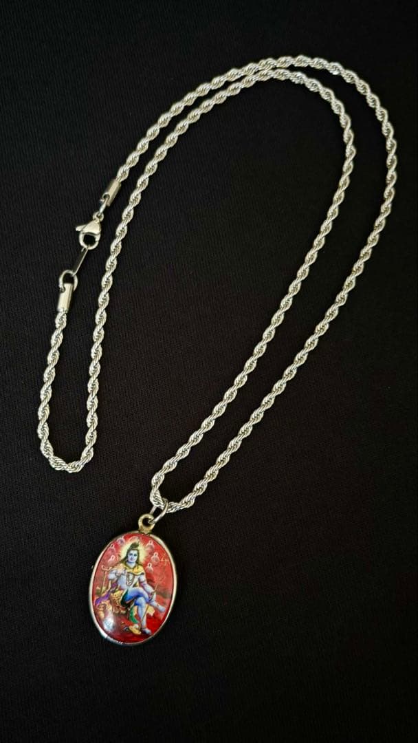 【完売品／現品限り】　藤井風さん　オームペンダント シヴァ神〈レッド〉