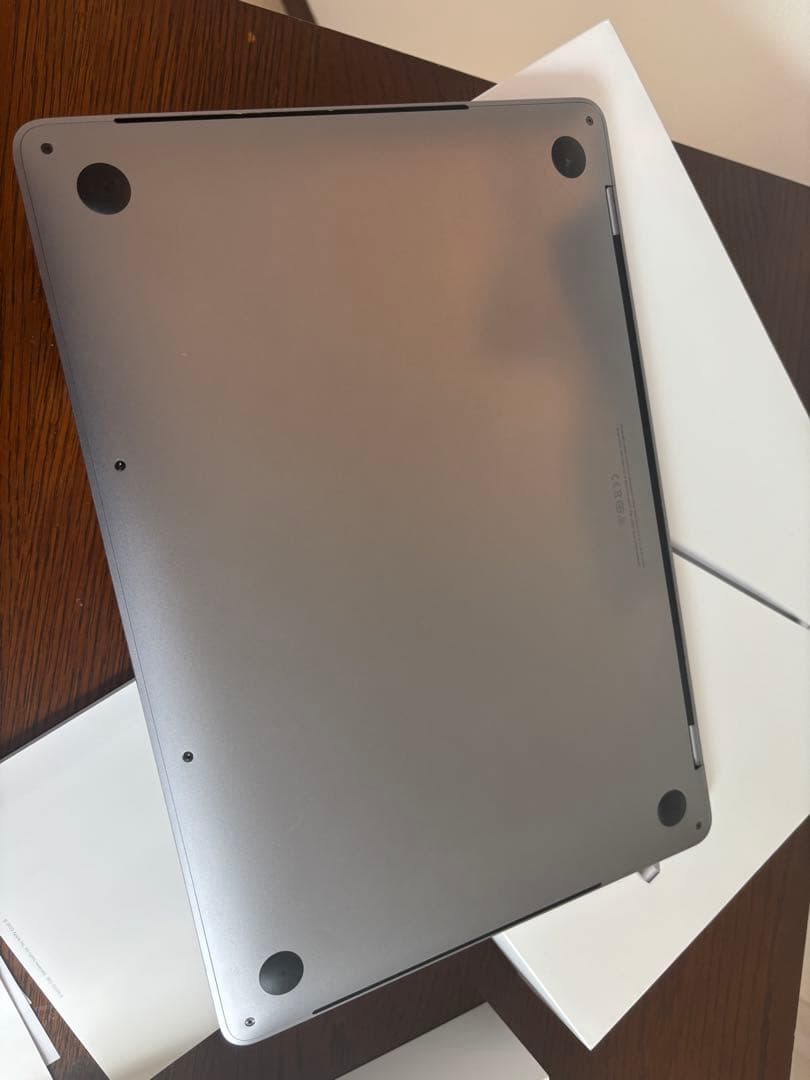 MacBook Pro 13インチ（2020年モデル）16GB/512GB