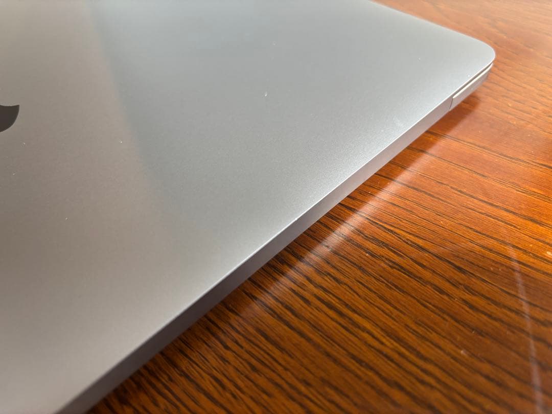 MacBook Pro 13インチ（2020年モデル）16GB/512GB