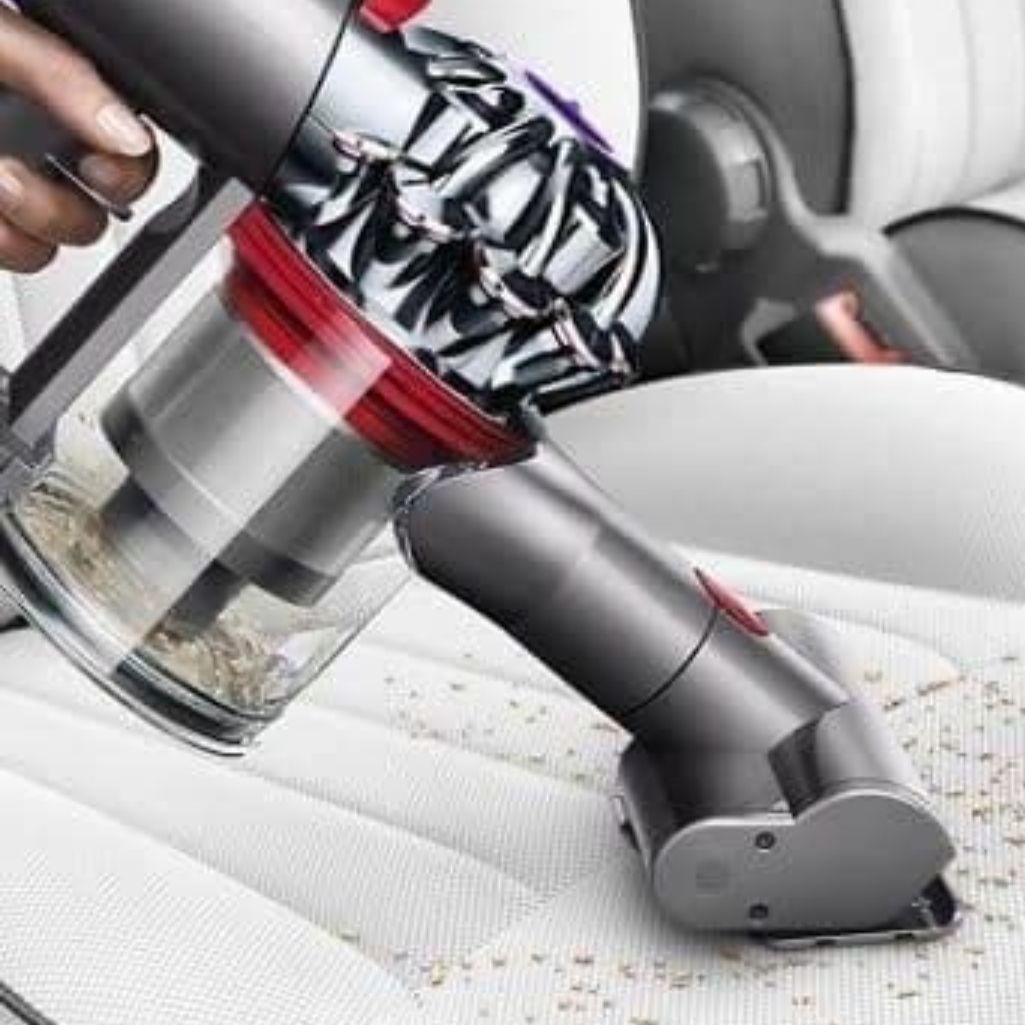 ダイソン V8 SV10K掃除機＋マキタ18vアダプターセット分解清掃済み動作品