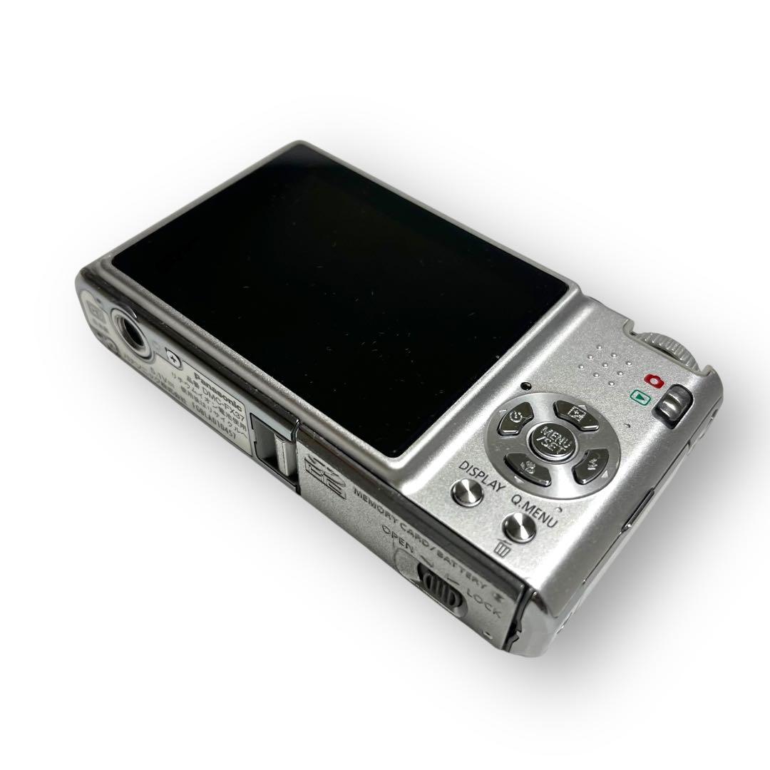 Panasonic Lumix FX37 シルバー