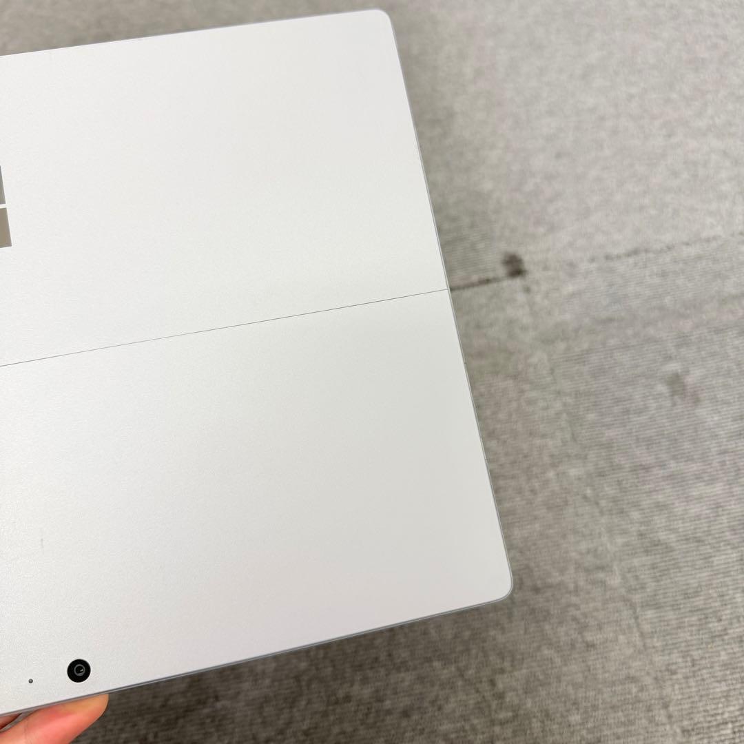 Windowsタブレット本体 Surface Pro 5 4GB / 128GB SSD / LTE