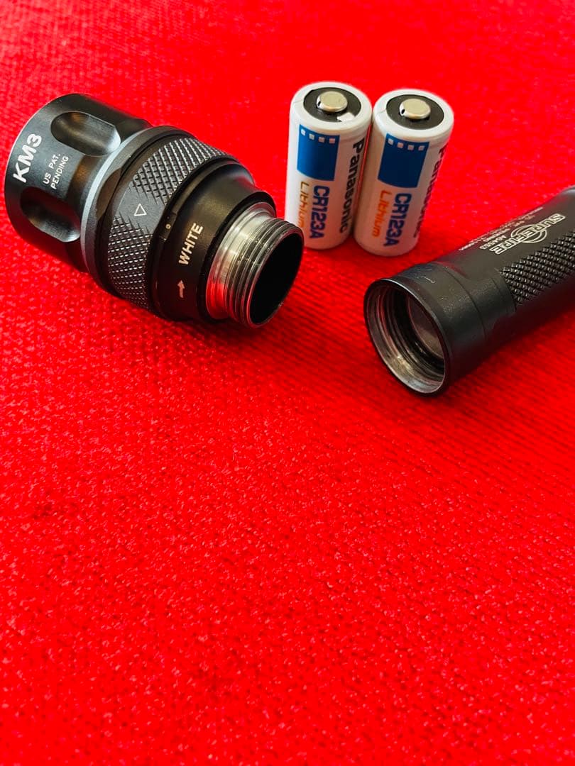 SUREFIRE V2 VAMPIRE ブラック懐中電灯