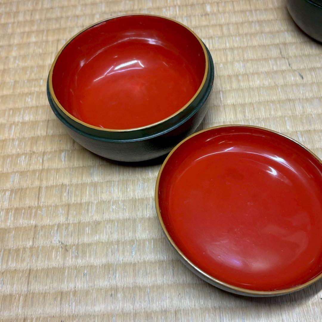 C- 1049▲お正月　祝い事　木製漆器　りんご型　蓋物　6客