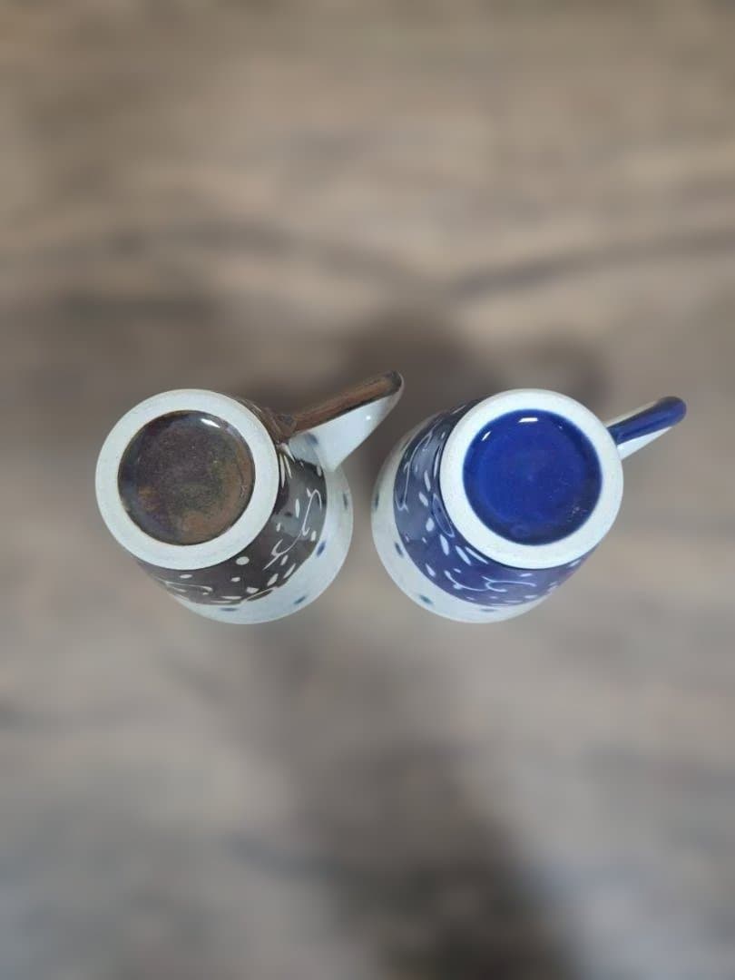 高江洲陶磁器　マグカップ　唐草/青・茶　2個セット