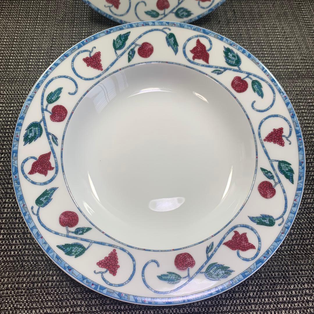 ①　アビランド　シャブリ　スープ　パン　ディナー　プレート　皿　パスタ　シチュー