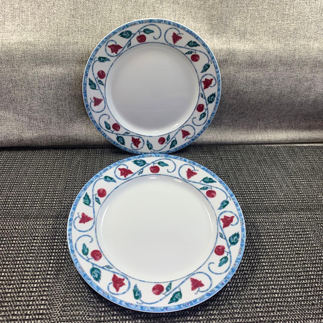 ①　アビランド　シャブリ　スープ　パン　ディナー　プレート　皿　パスタ　シチュー