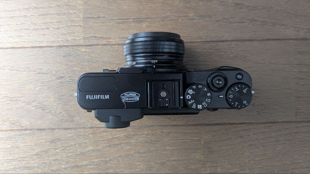 Fujifilm x20 富士フイルム 通電のみ ジャンク