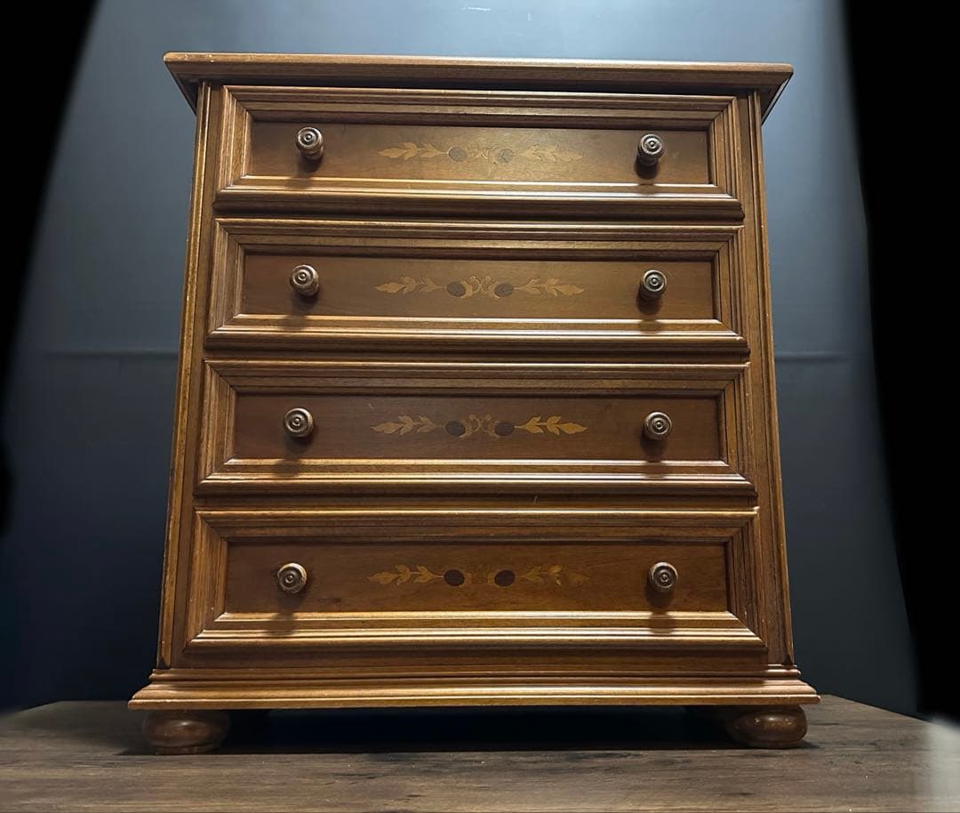イタリア家具　象嵌　4段　チェスト
