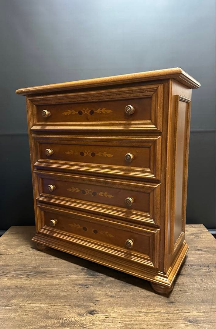 イタリア家具　象嵌　4段　チェスト