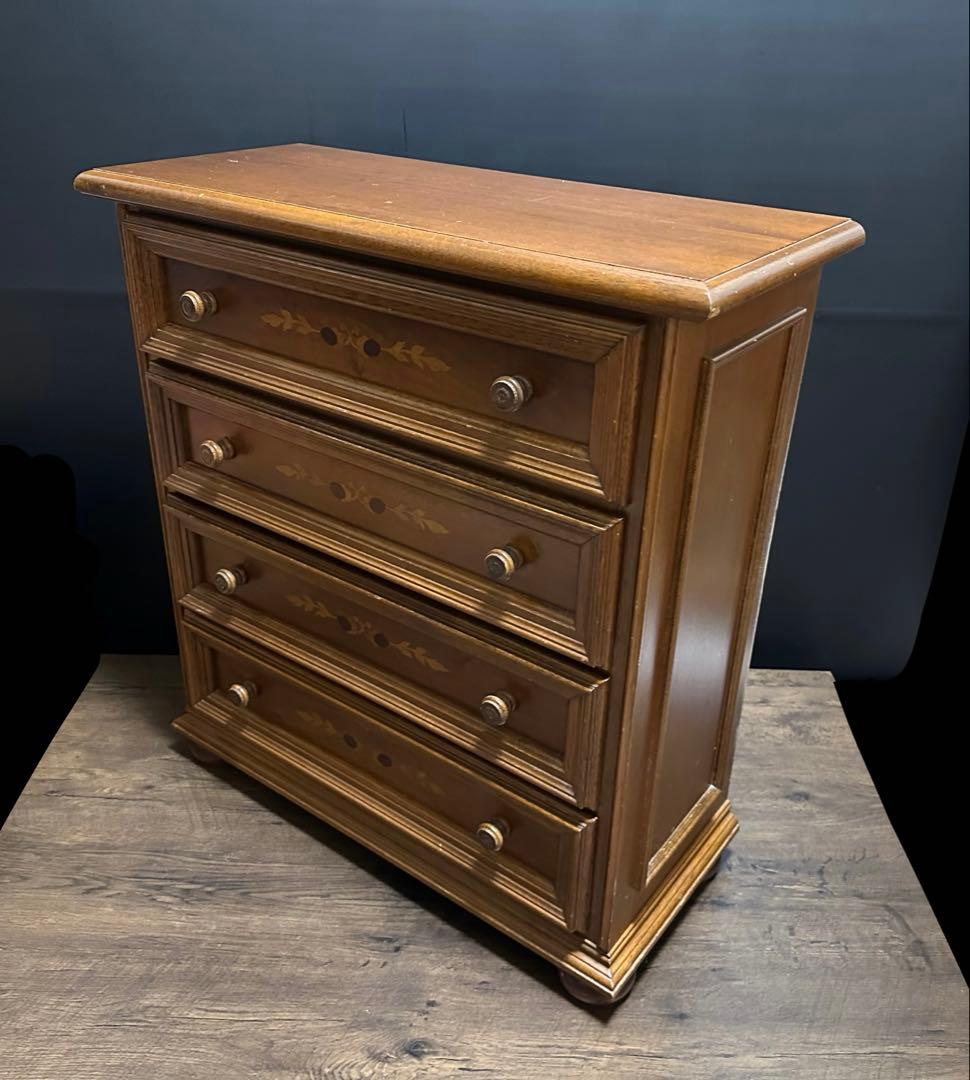 イタリア家具　象嵌　4段　チェスト