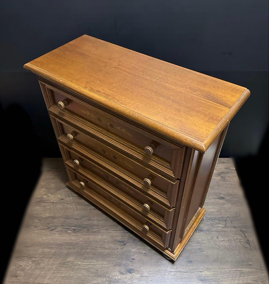 イタリア家具　象嵌　4段　チェスト