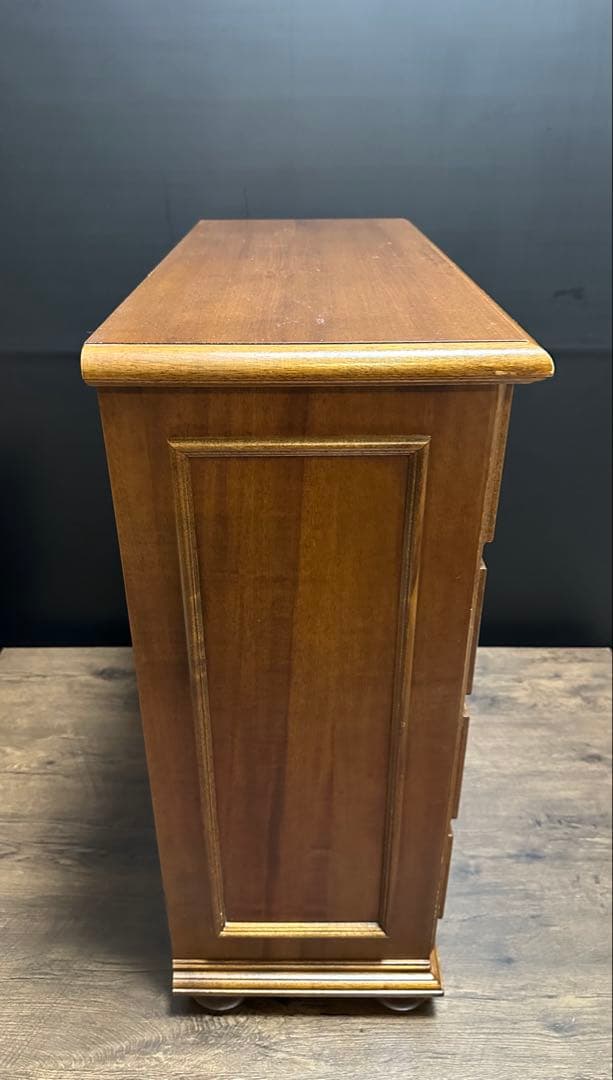 イタリア家具　象嵌　4段　チェスト