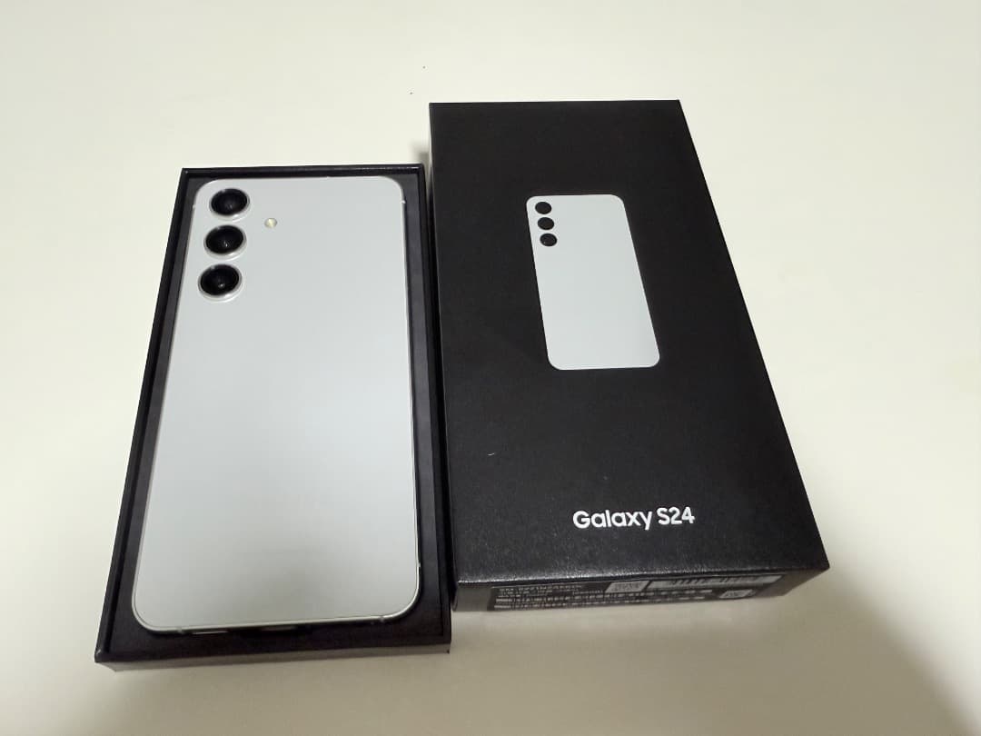 Galaxy S24 グレー 256GB A-16