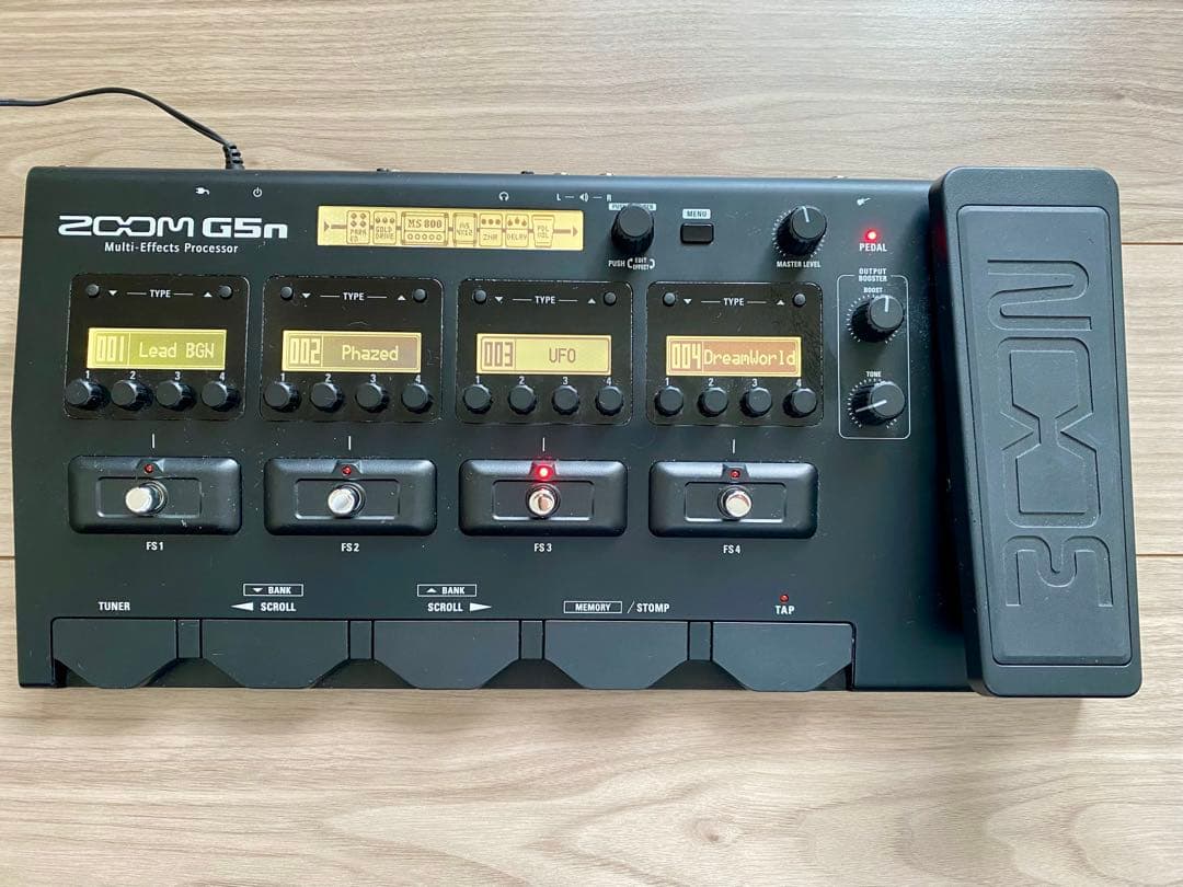 ZOOM G5n本体とエフェクターボードのセット