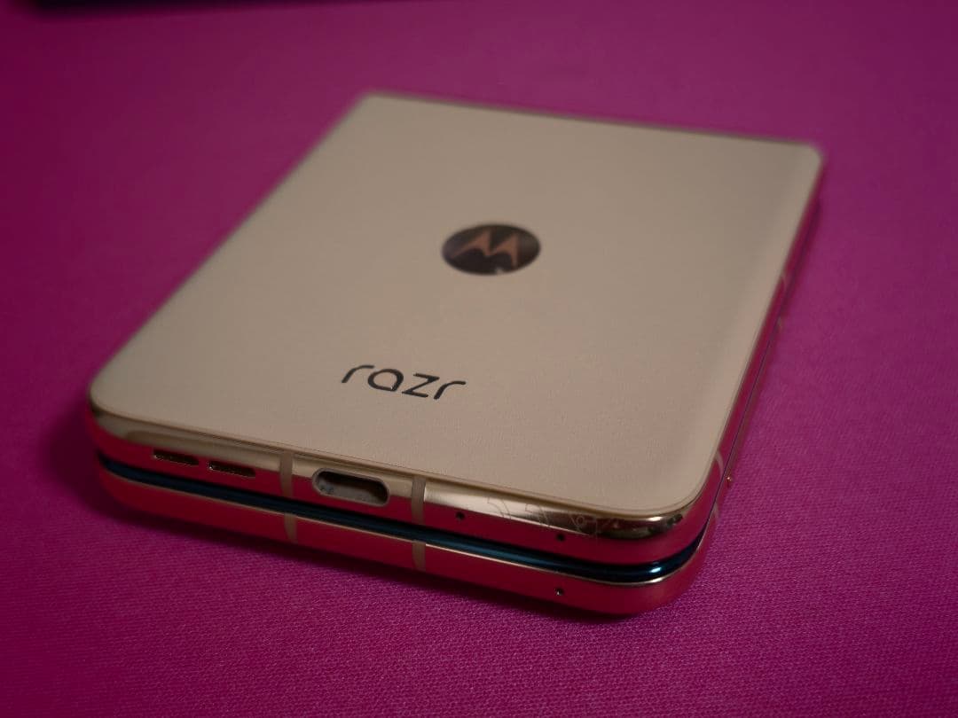 Motorola razr 50 Ultra グローバル版 12GB/512GB