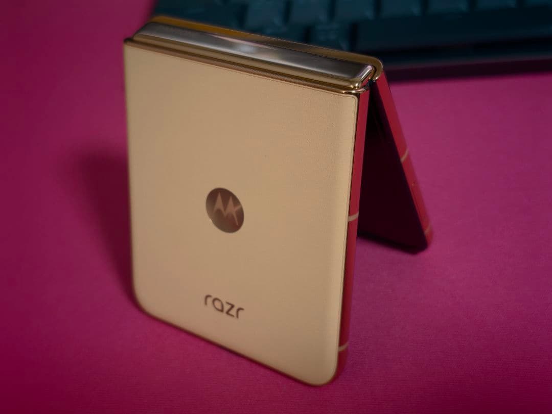 Motorola razr 50 Ultra グローバル版 12GB/512GB