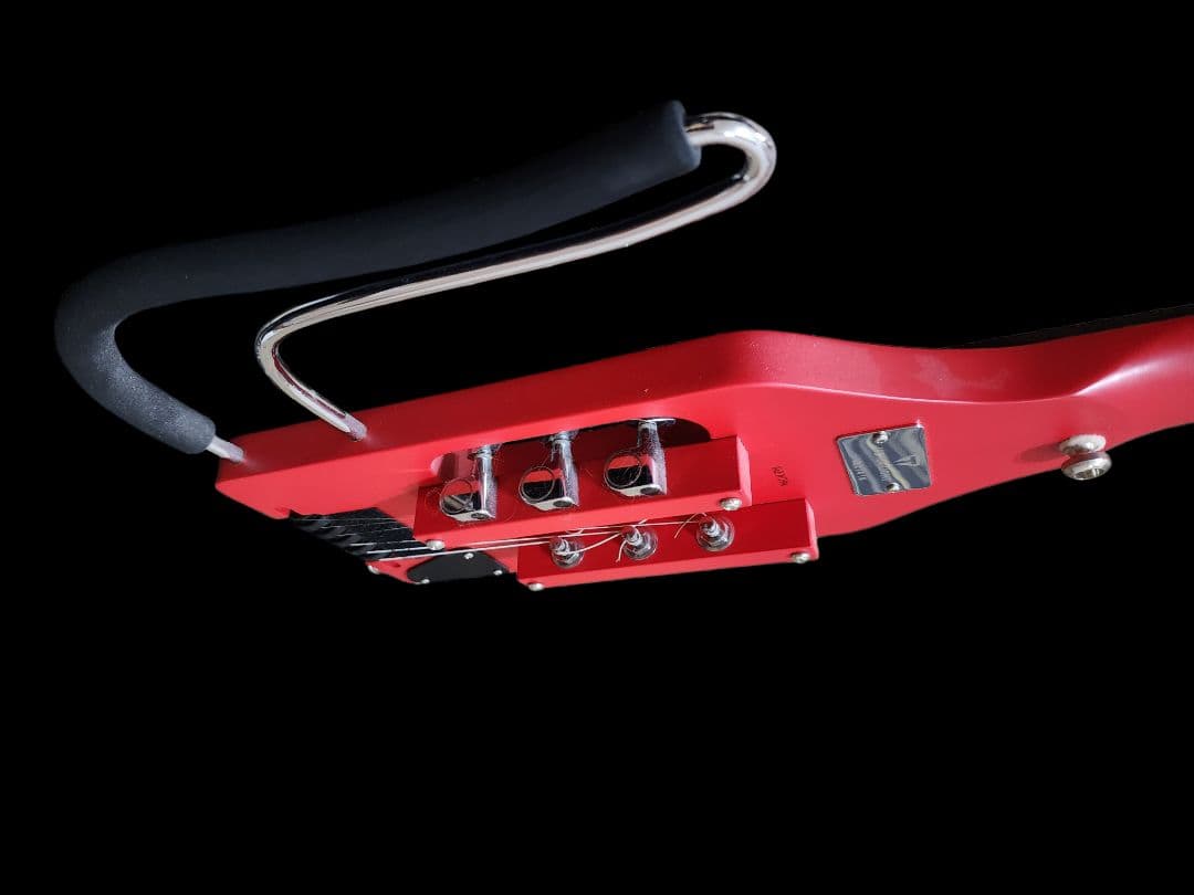 Traveler Guitar Ultra-Light レッドバッグ付き
