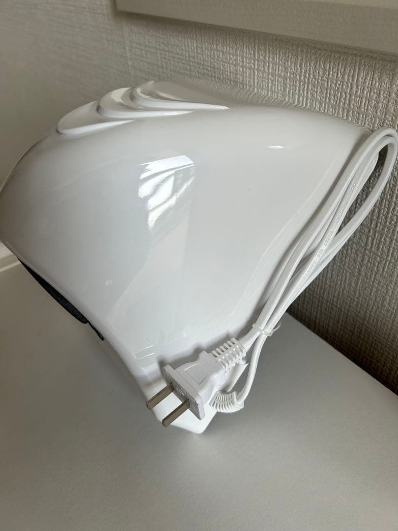 セール❤️電動ミニハンドドライヤー　家庭用　キッチン　洗面所　乾燥　熱風　壁掛け