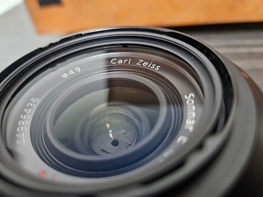 SONY SEL24F18Z レンズ