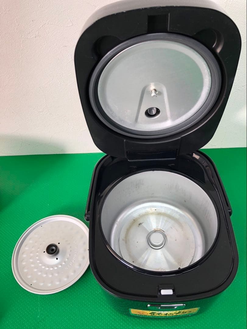 アイリスオーヤマ 炊飯器 マイコン式5.5合炊き 黒　銘柄炊き分け