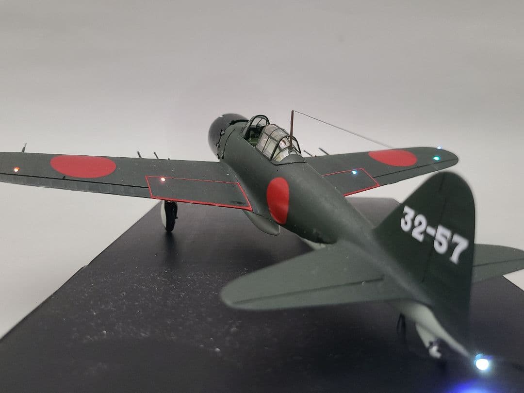 零式艦上戦闘機52型 リアルモーターライズ 完成品 タミヤ1/48 零戦