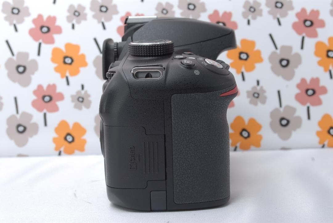 ❤Nikon D3200❤Wレンズセット❤付属品たくさん！❤スマホ転送OK❤