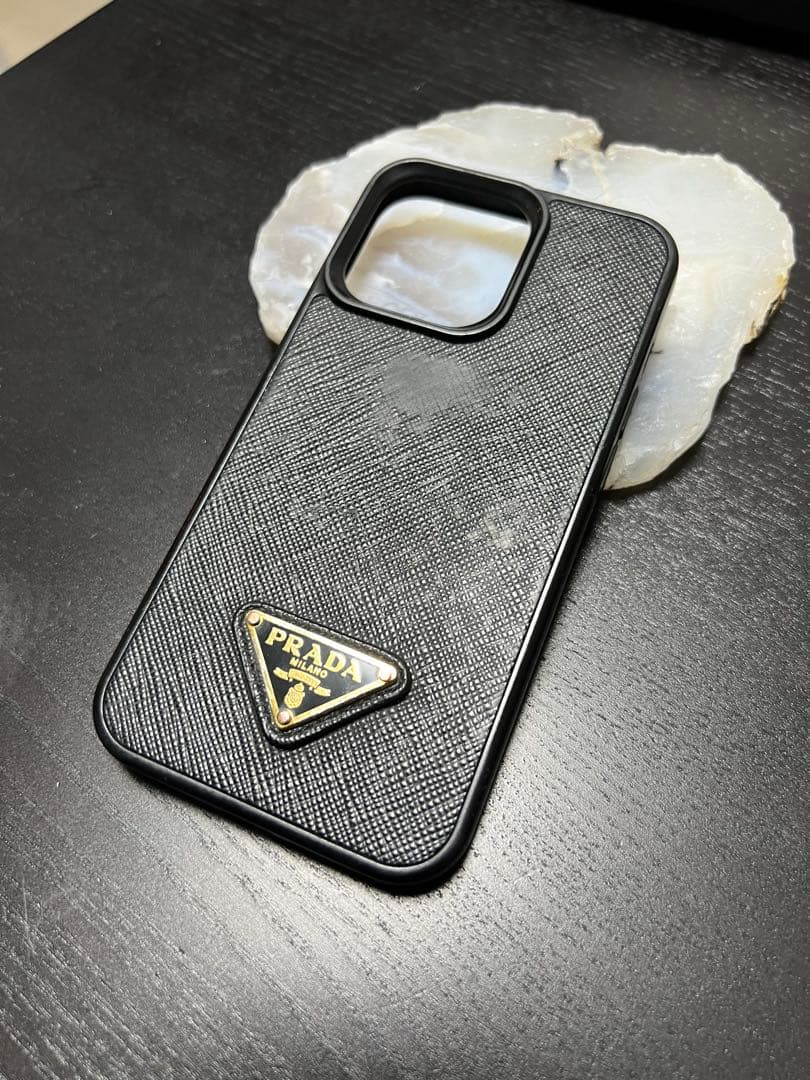 PRADA サフィアーノレザー iPhone13 Pro 用ケース