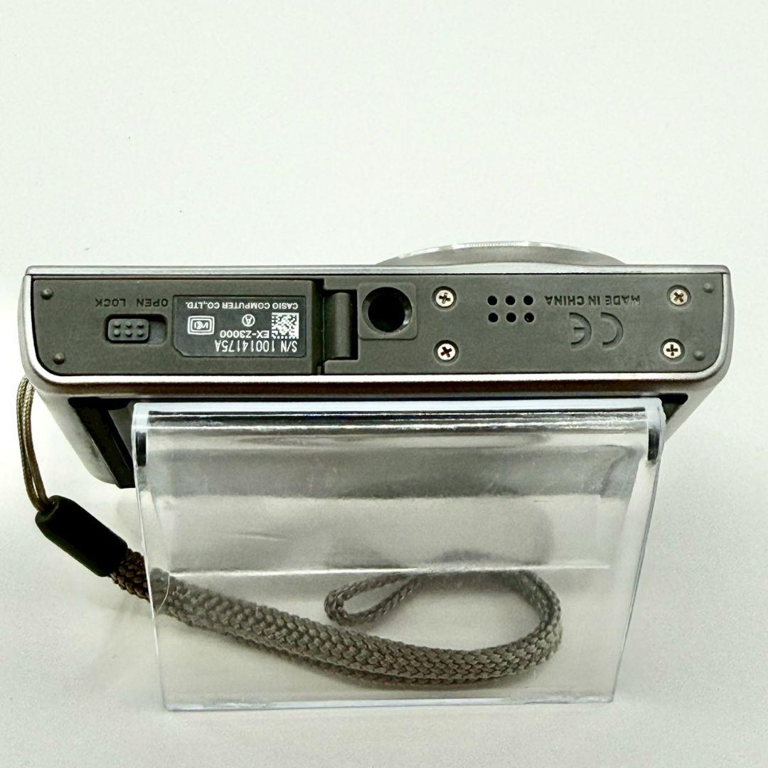 【極美品】CASIO EX-Z3000 コンデジ 付属品あり　カシオ　デジカメ