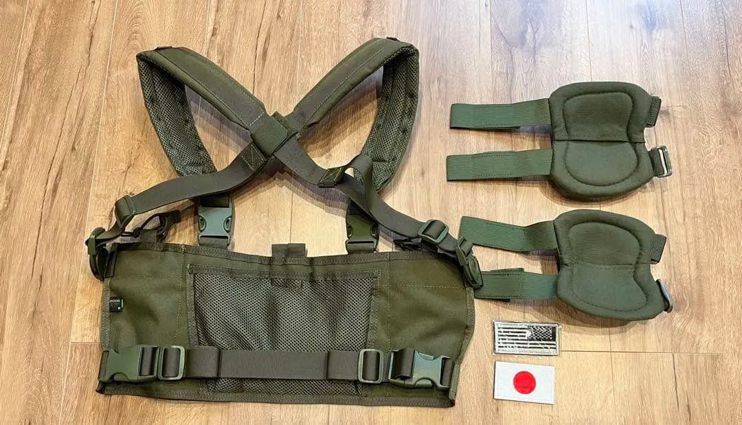 【未使用品】ミリタリー／サバゲー／コンドル／チェストリグ、エルボーパッド