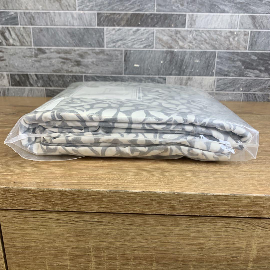 新品未使用　ZARA 　掛け布団カバー　200×200㎝　ボタニカル柄