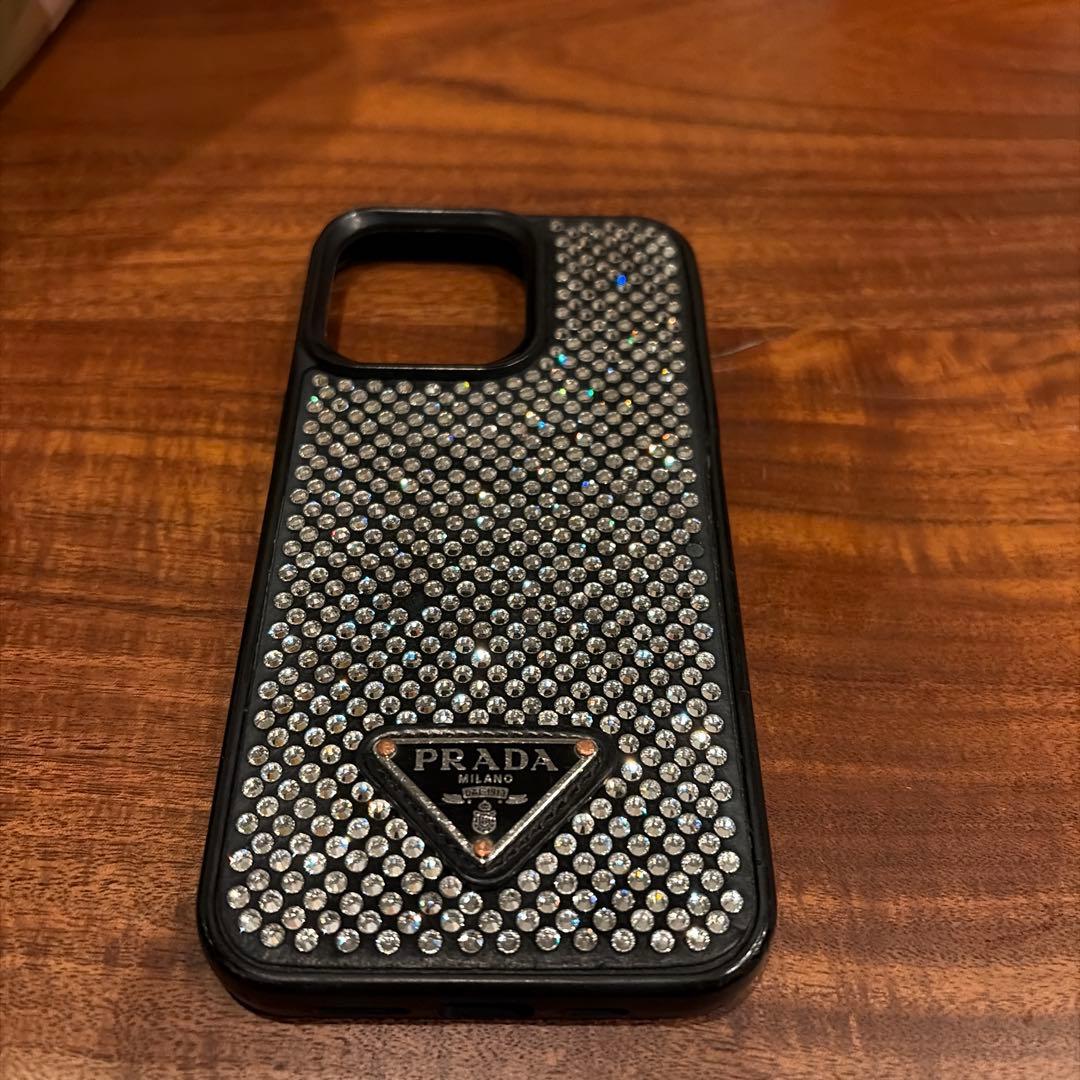 PRADA iPhone13プロケース ほわいとさん専用