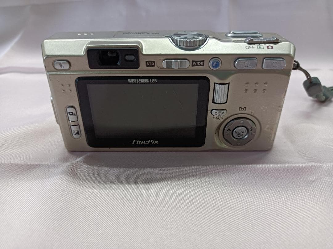 都《AJCLJ》FUJIFILM　FinePix F710 デジカメ　ジャンク